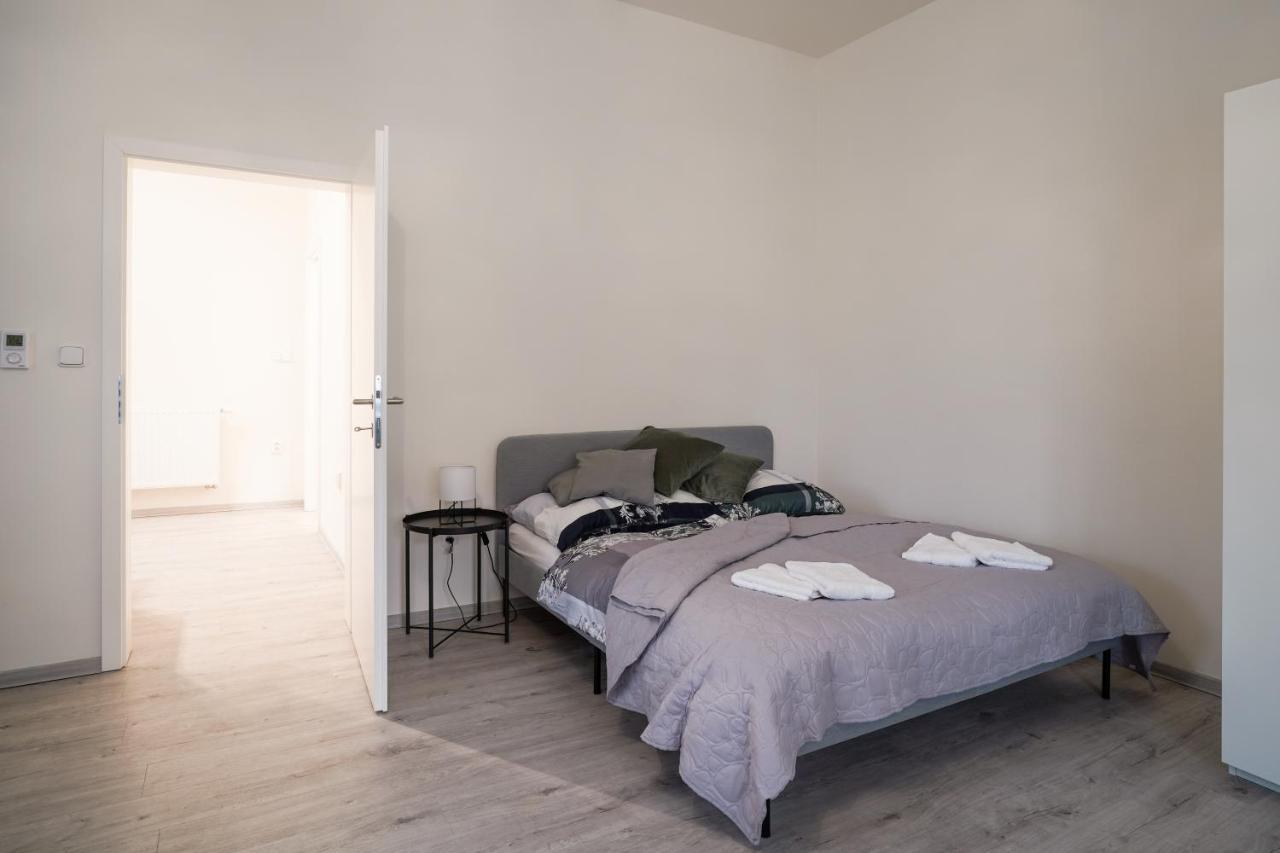 Lucy'S Apartments Olomouc Buitenkant foto